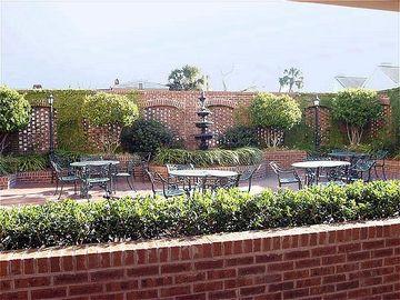 Courtyard By Marriott Historic District
