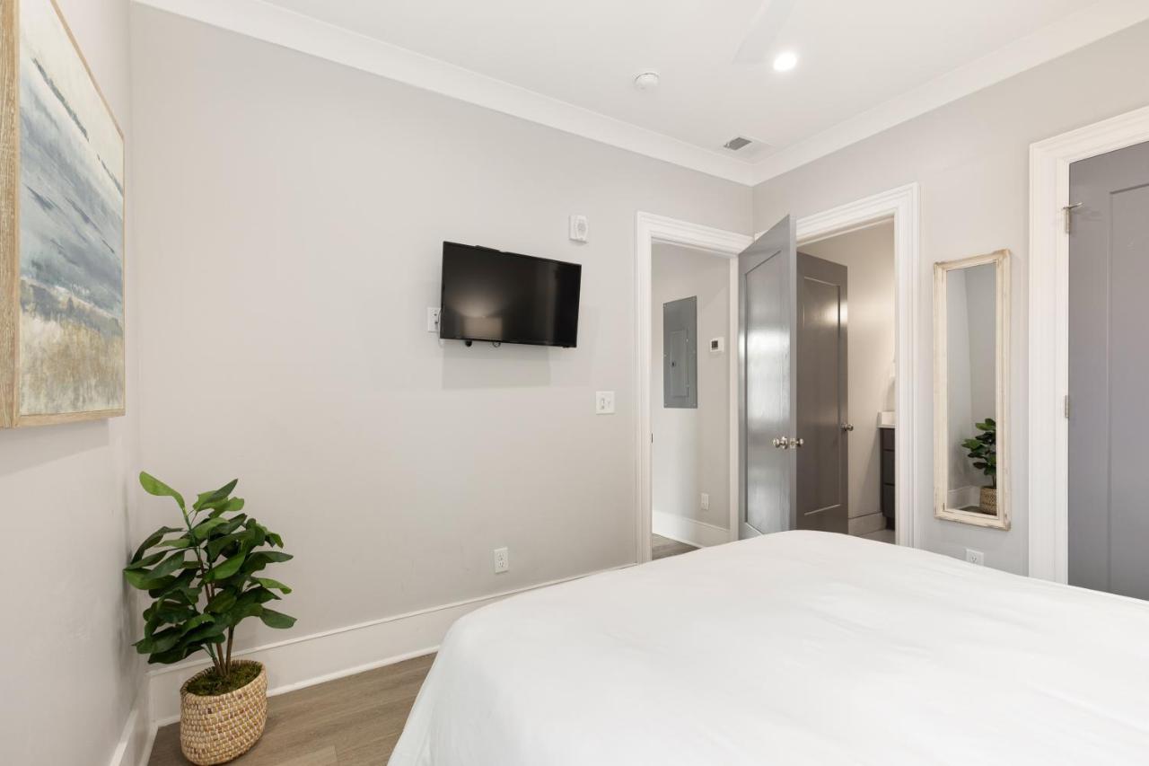 The Ashley At 122 Spring Apartment