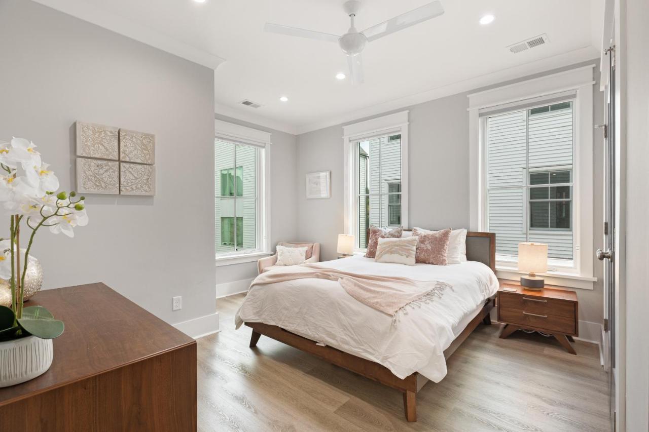 The Palm At 124 Spring Apartment *
