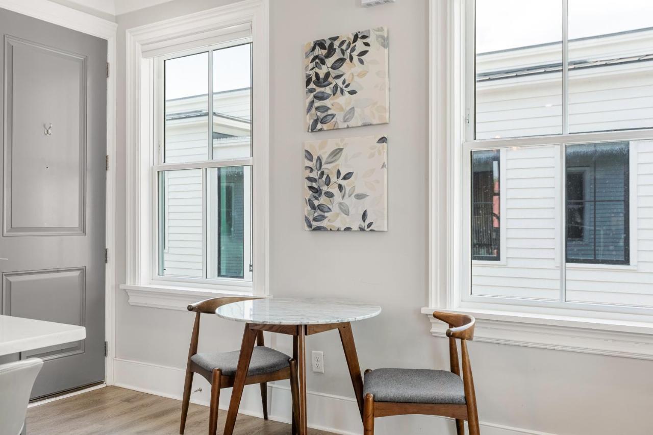 The Santee At 122 Spring Apartment Charleston
