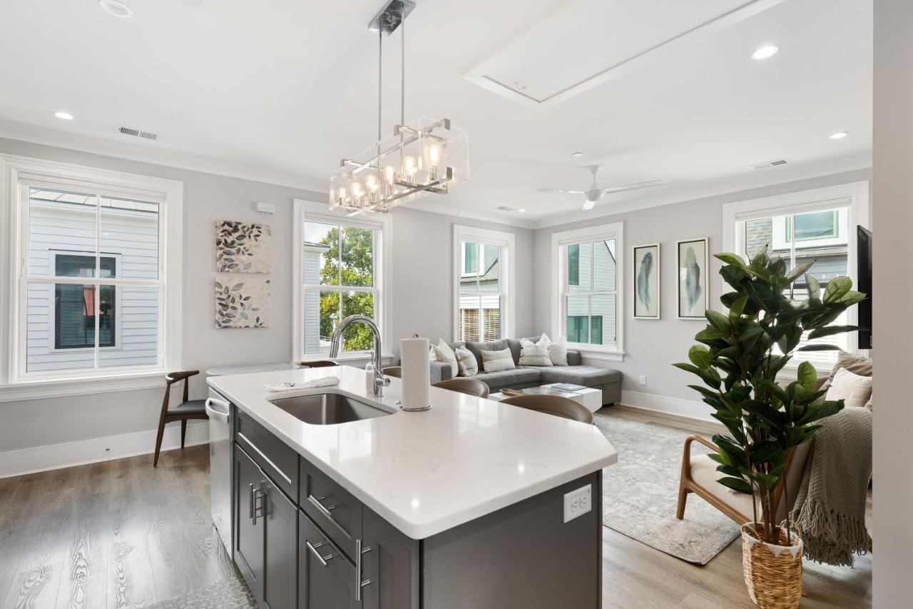 The Santee At 122 Spring Apartment