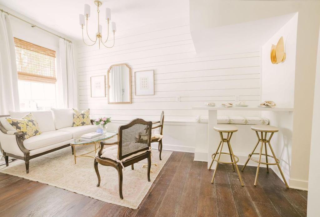 East 42 A Apartment *