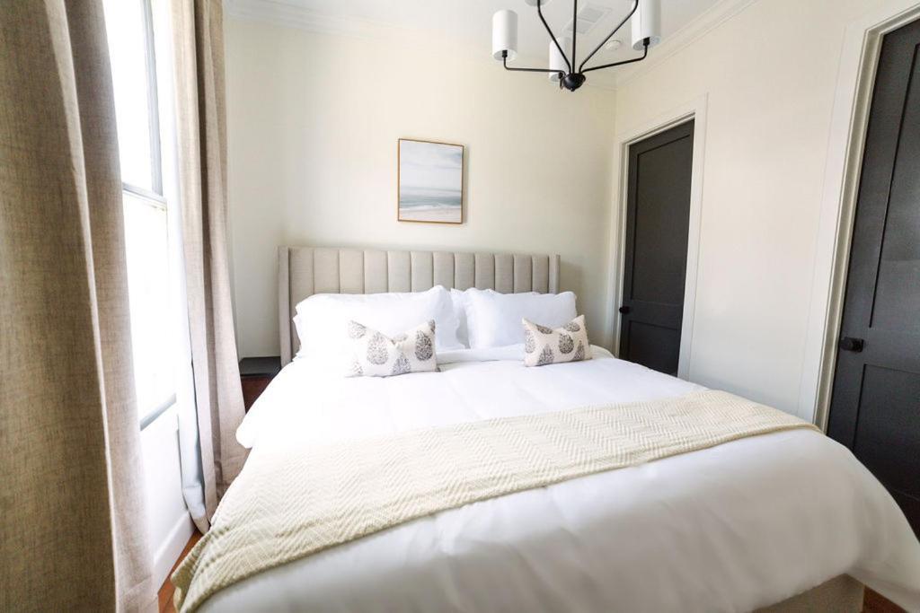 Apartment East 46 G *