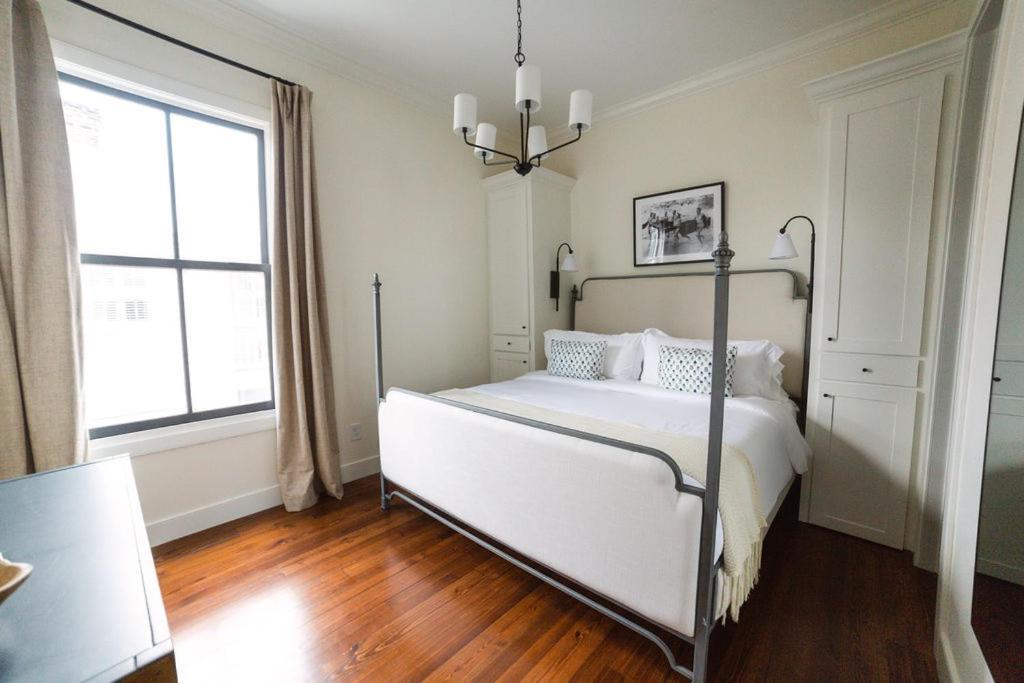Apartment East 46 G And H *