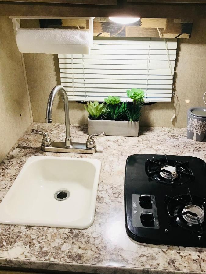 Mini Camper For 2 *