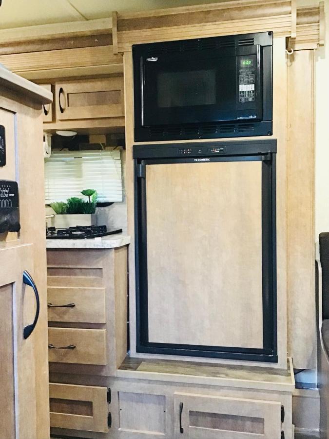 Campsite Mini Camper For 2