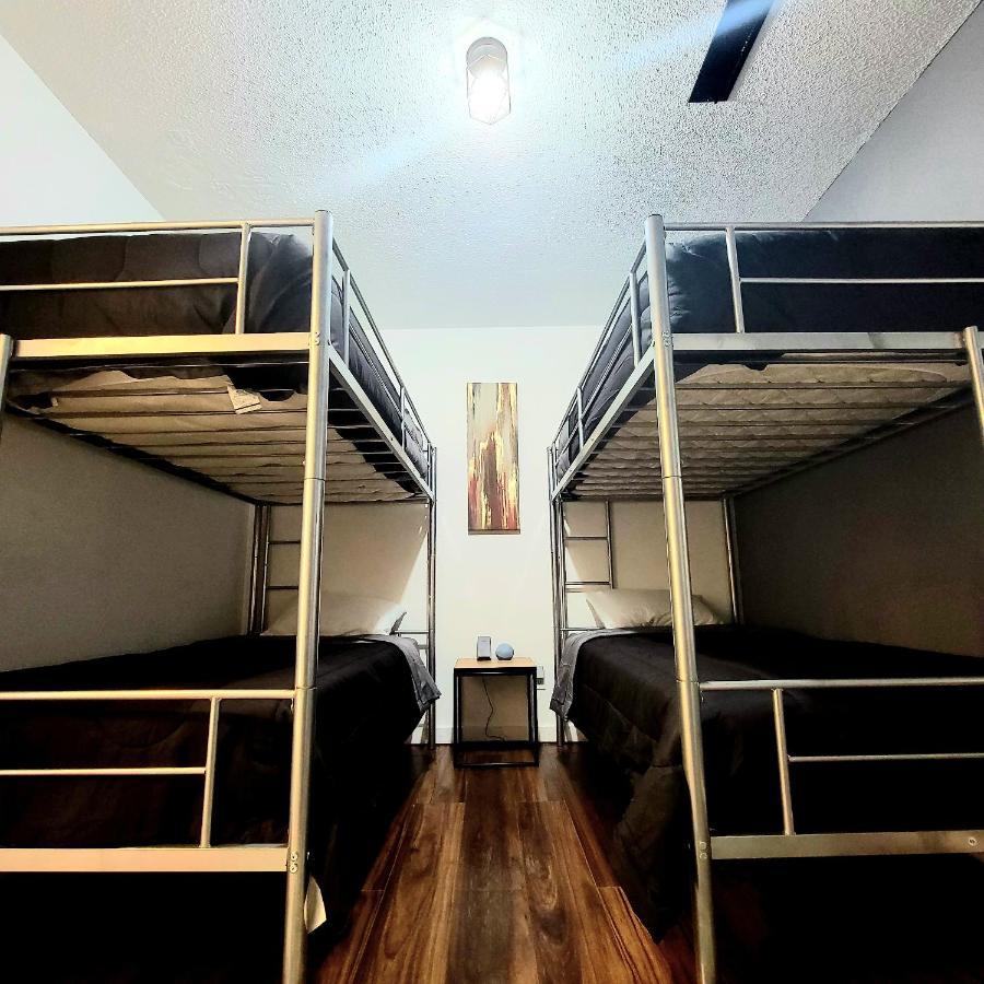 Holiday home Hi-tek-duplex A-two 75in 4k Led Charleston