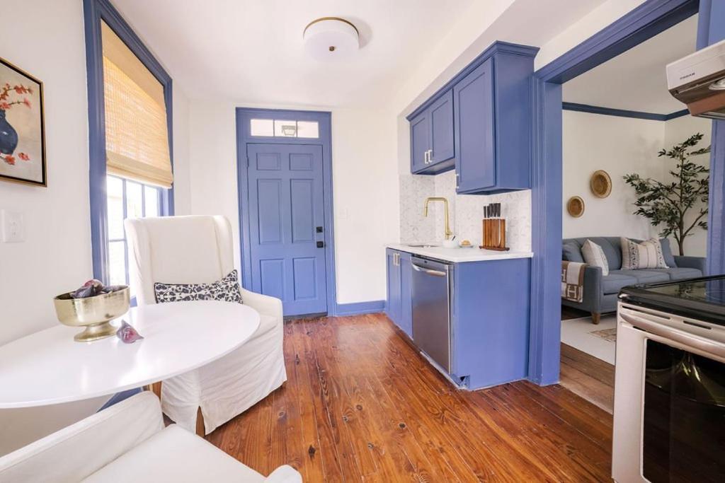 East 42 C Apartment Charleston
