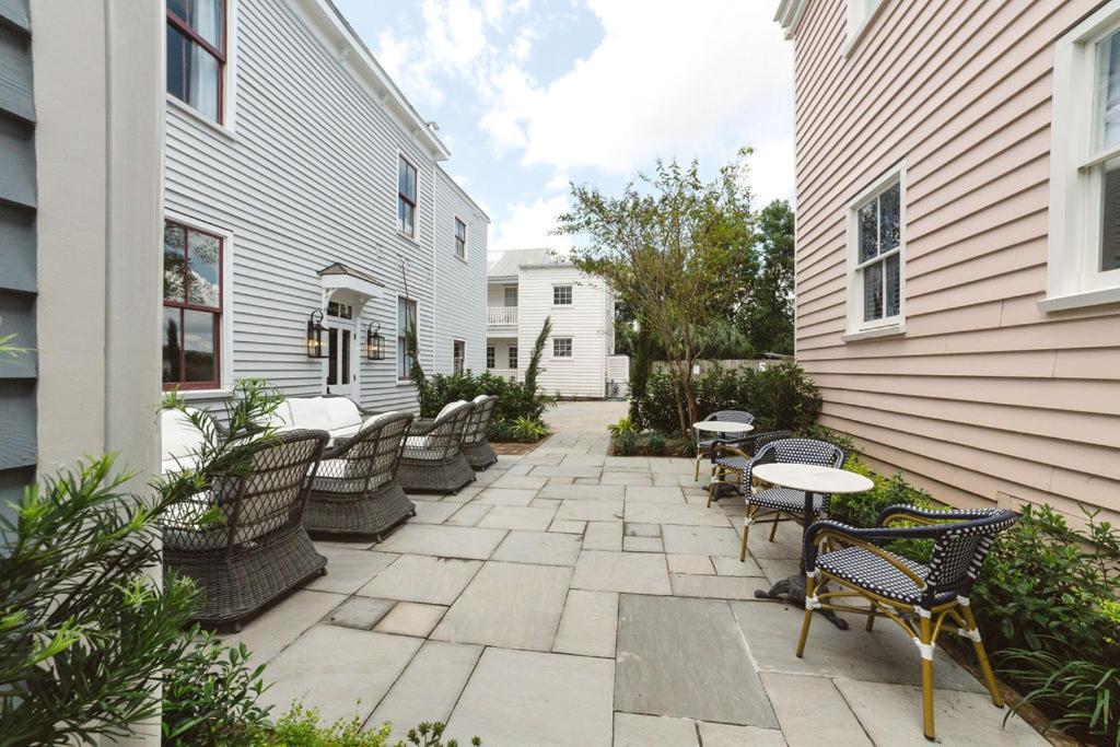 Apartment East 46 E