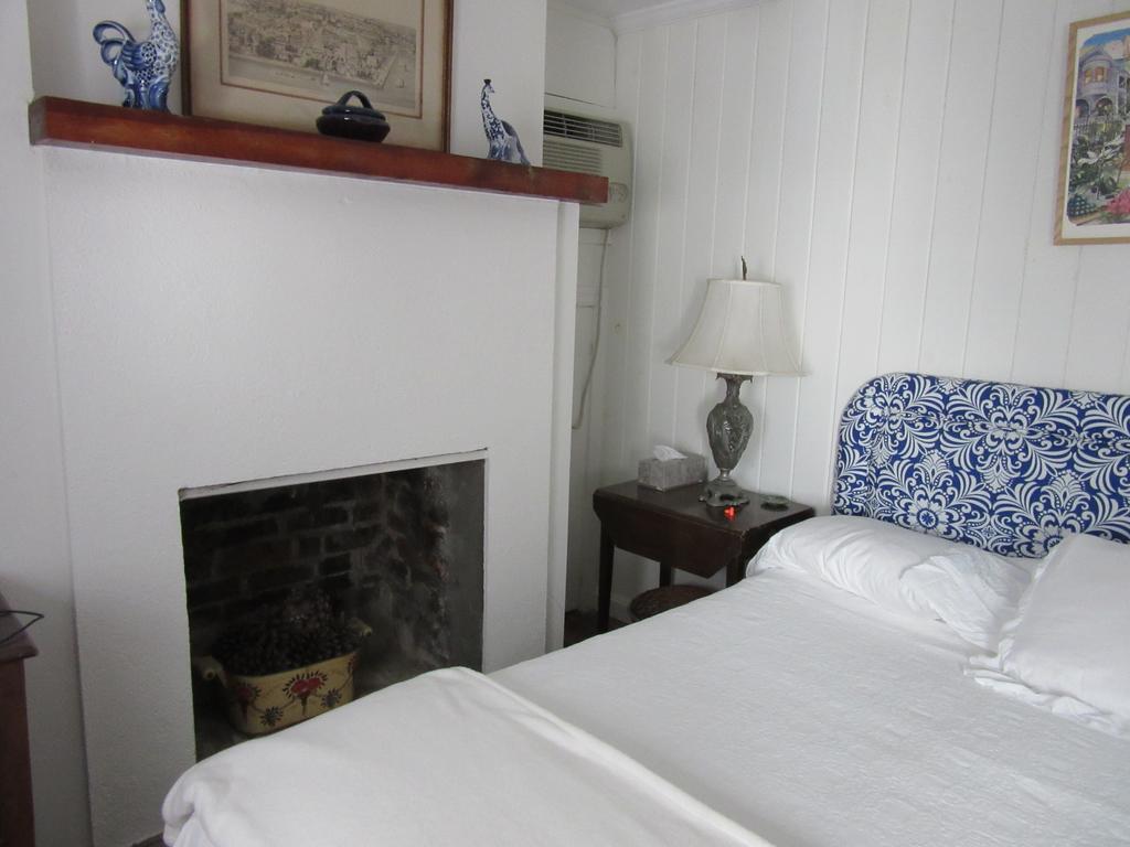Historic 86 Church Street Bed & Breakfast 3*