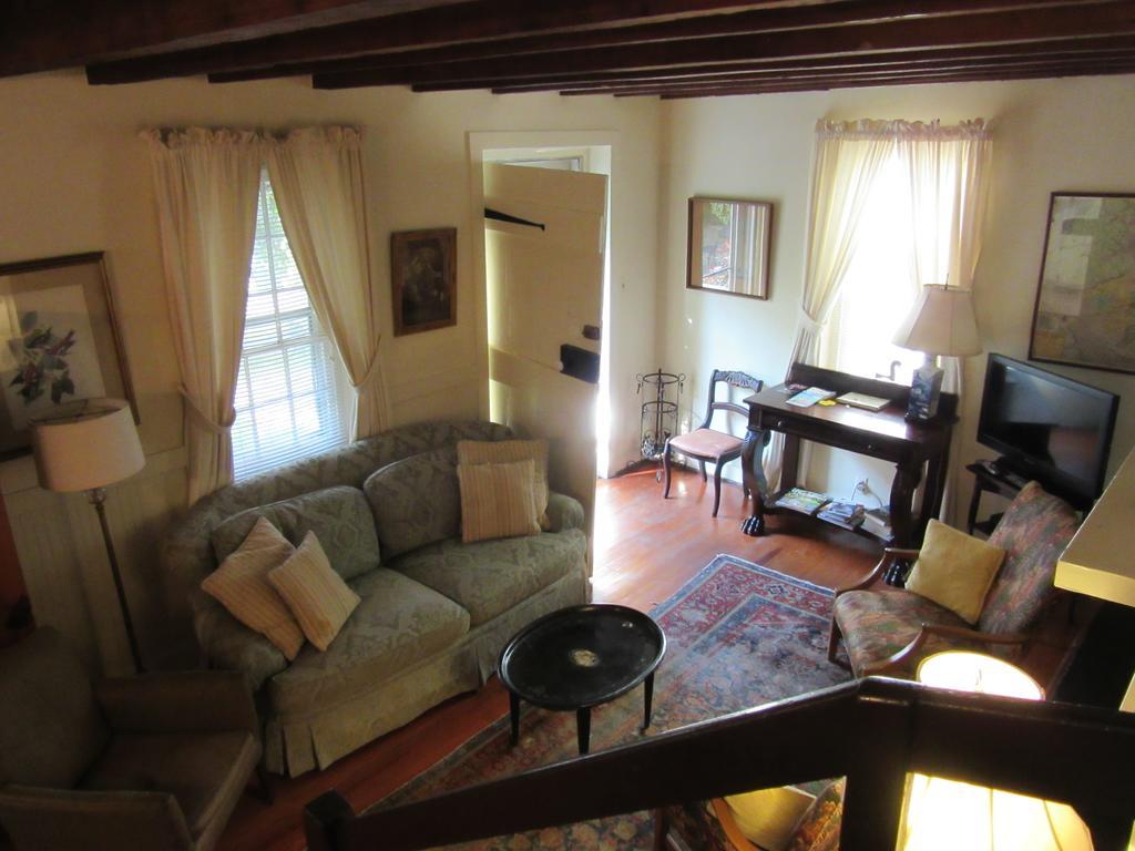 Historic 86 Church Street Bed & Breakfast 3*