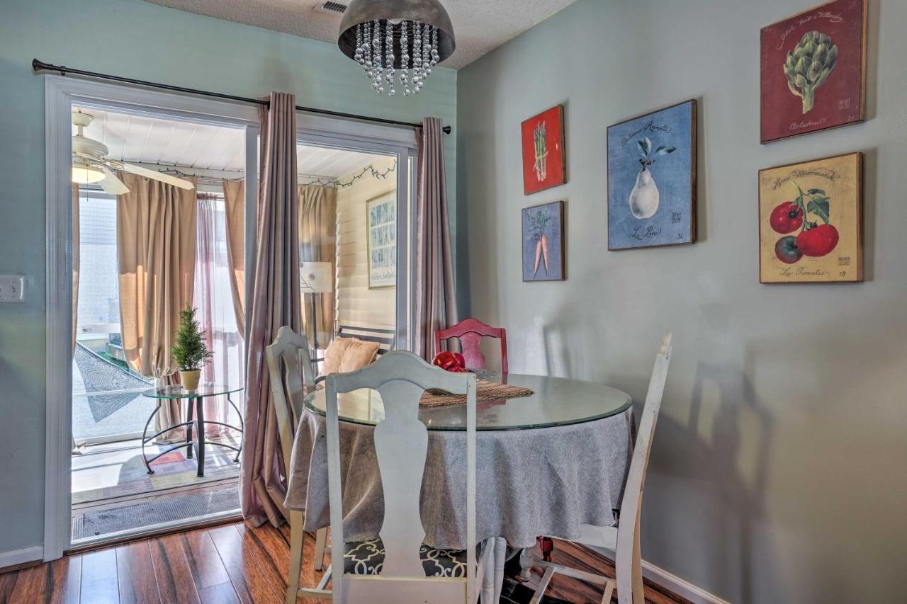 Townhome About 13 Mi To And Surf! *