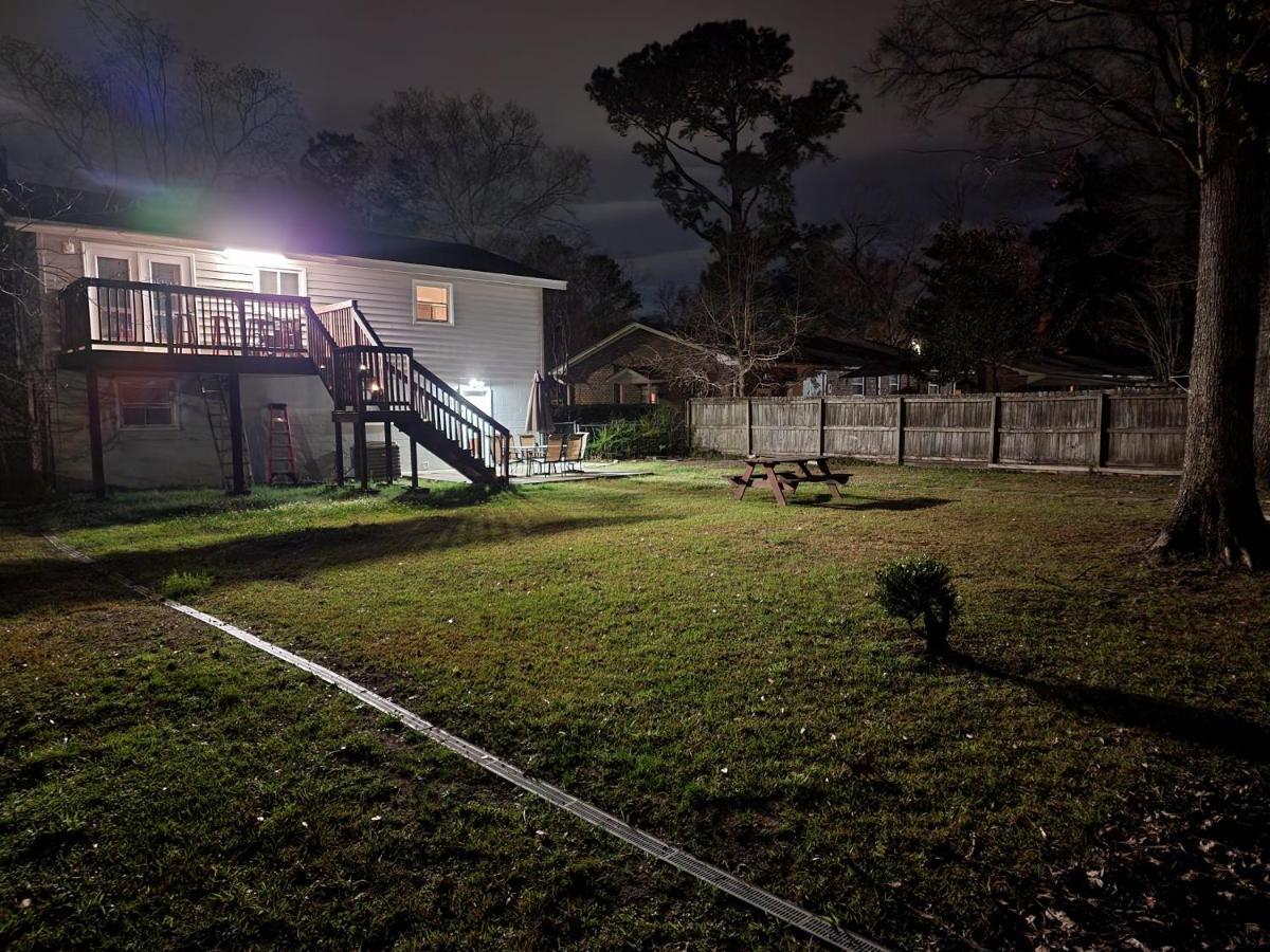 Pet-friendly, Fully Fenced Backyard, 20-min To Chs * Charleston