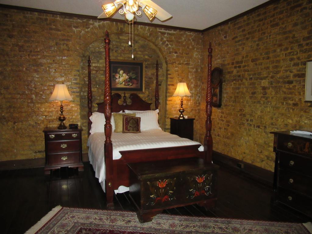 27 State Street 4* Charleston