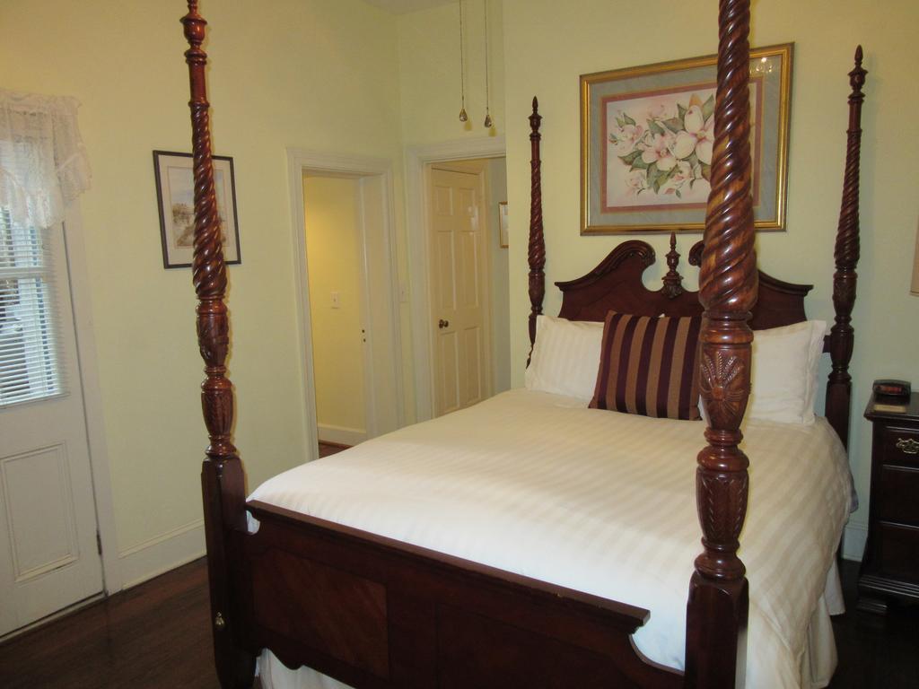 Bed & Breakfast 27 State Street 4*