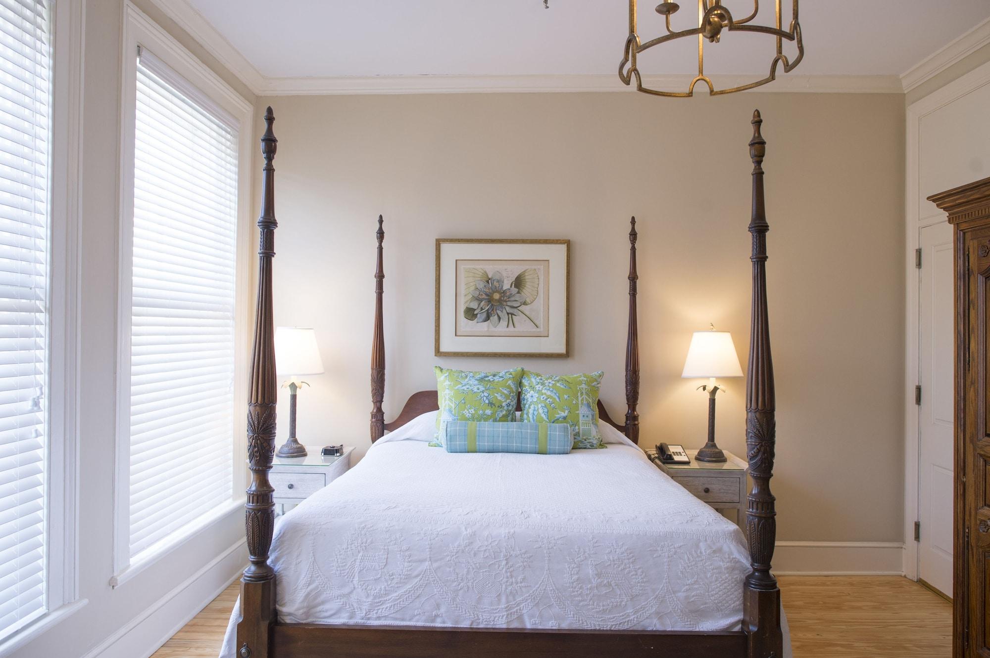 Bed & Breakfast Kings Courtyard