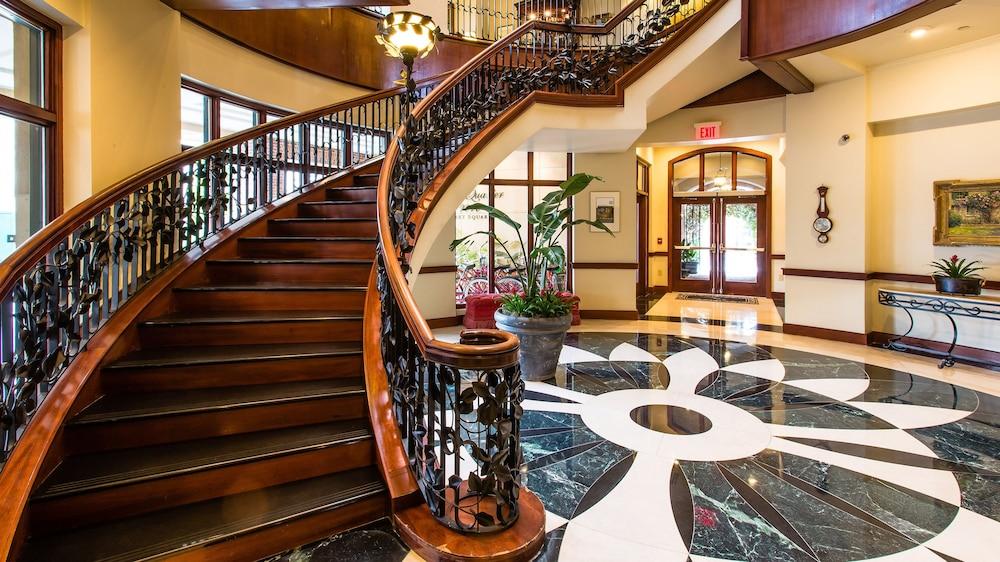 French Quarter Hotel