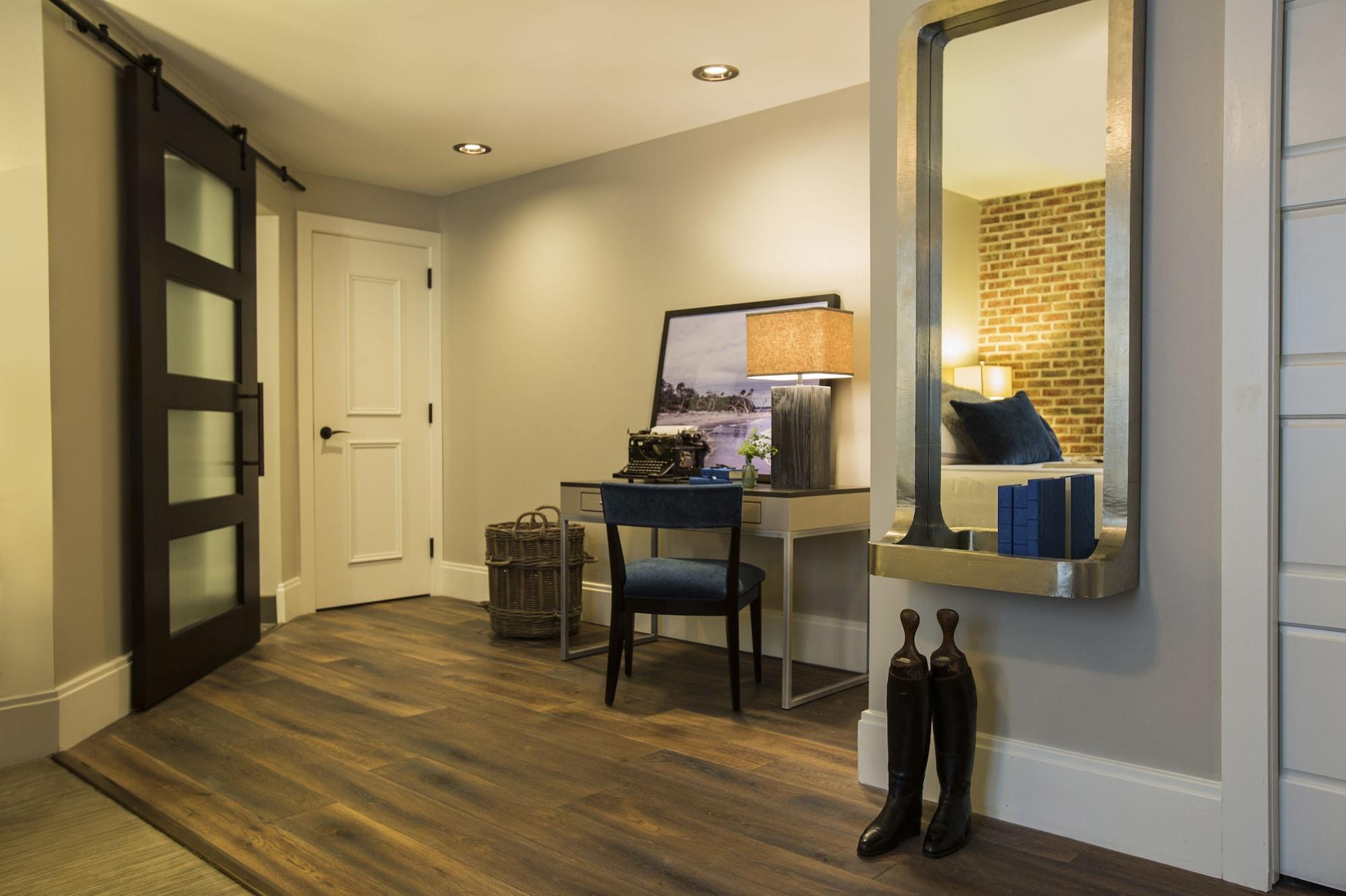 The Restoration Inn 4*