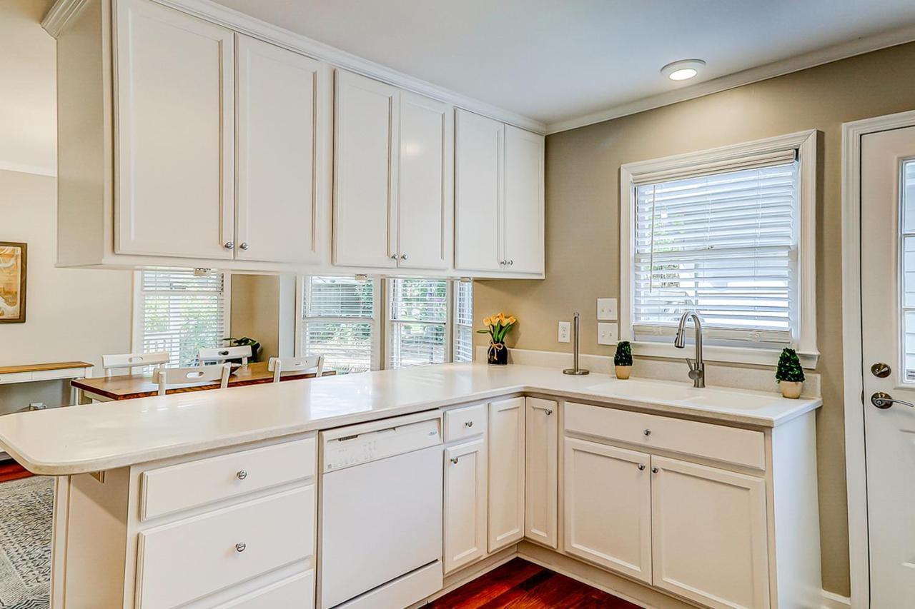 Fox Pond Drive Villa *