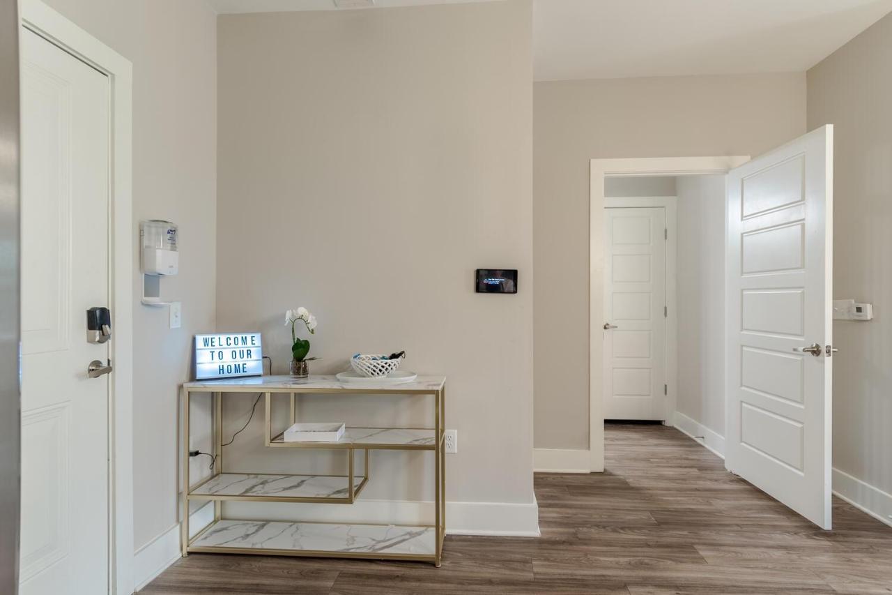 Apartment K&m Spire Oasis Near & Chs 2 King Charleston
