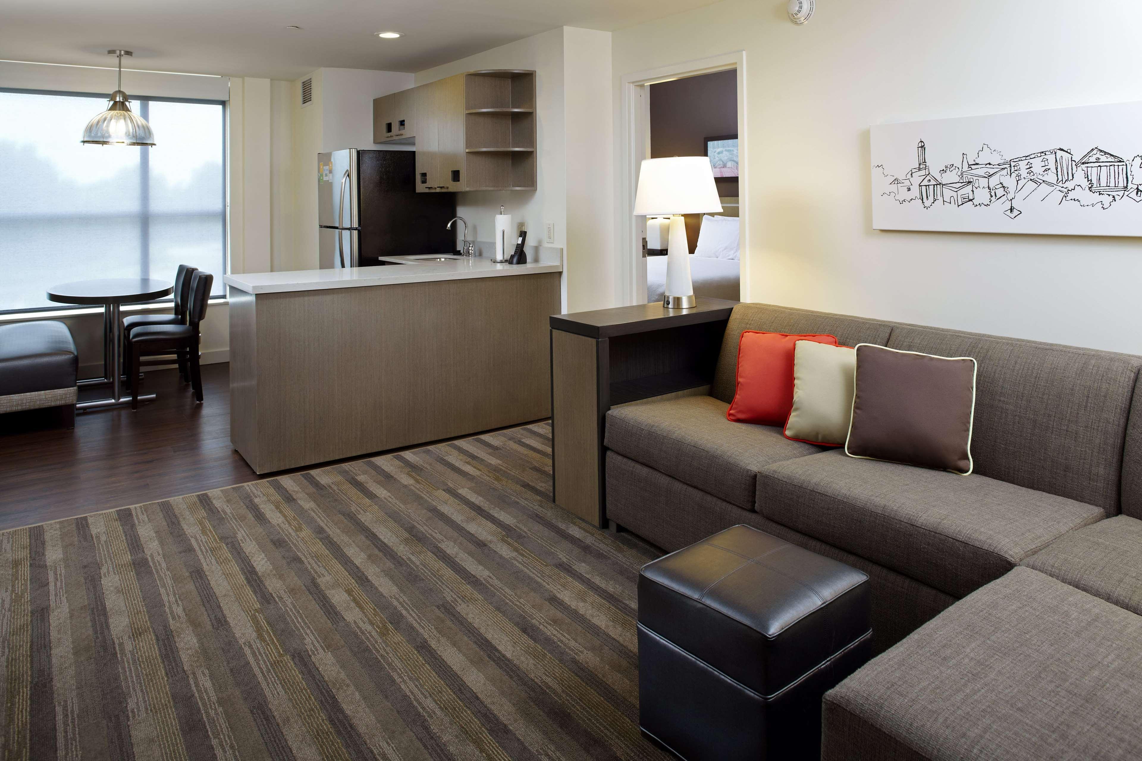 Hyatt House - Historic District Hotel