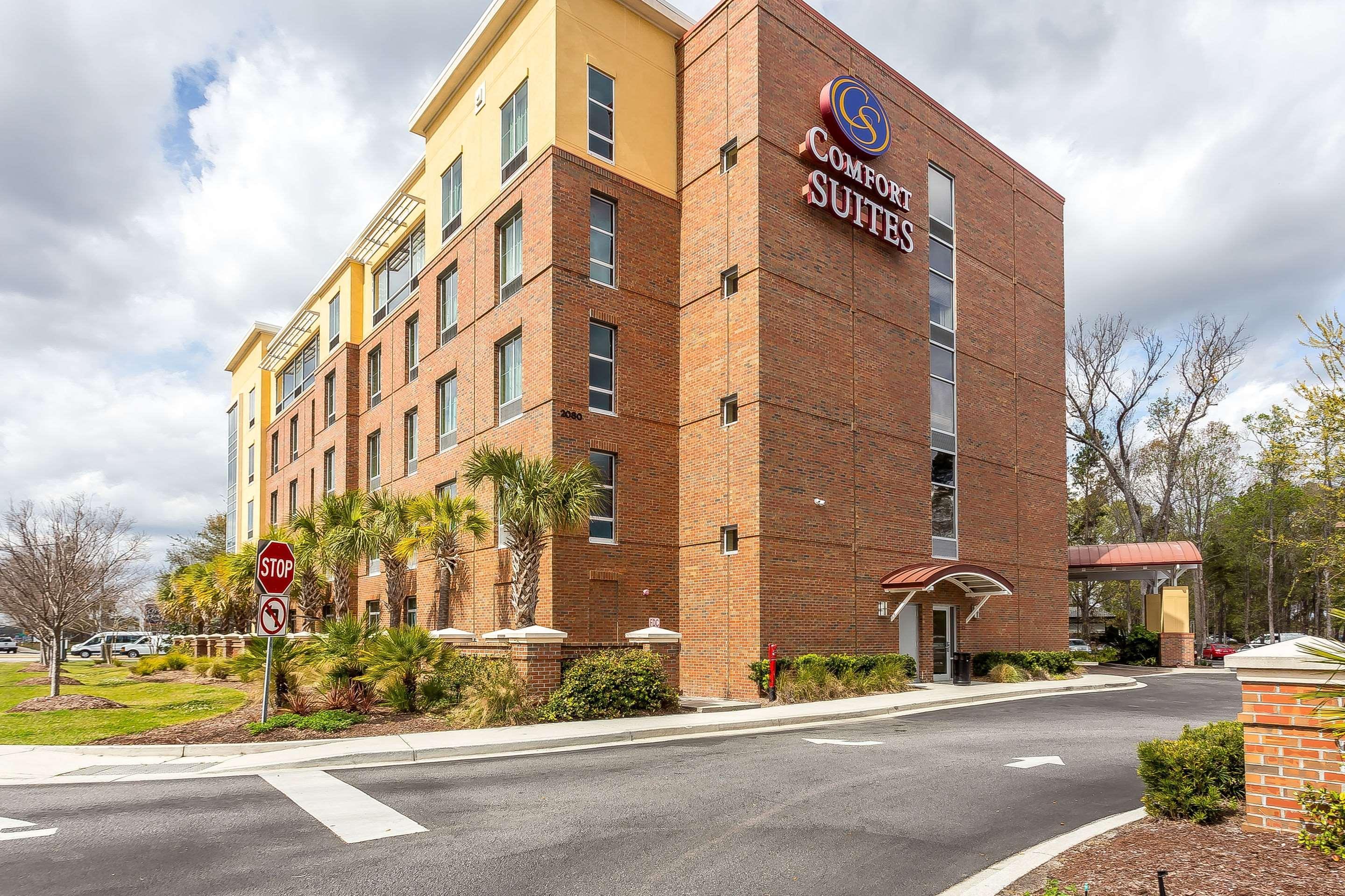 Comfort West Ashley Hotel