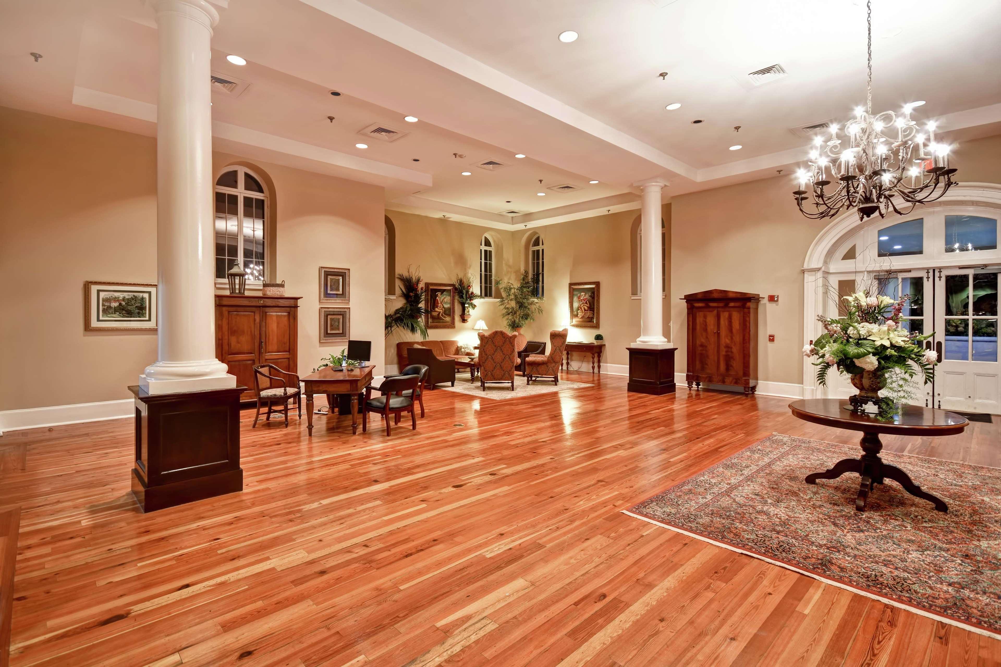 Embassy - Historic District Charleston