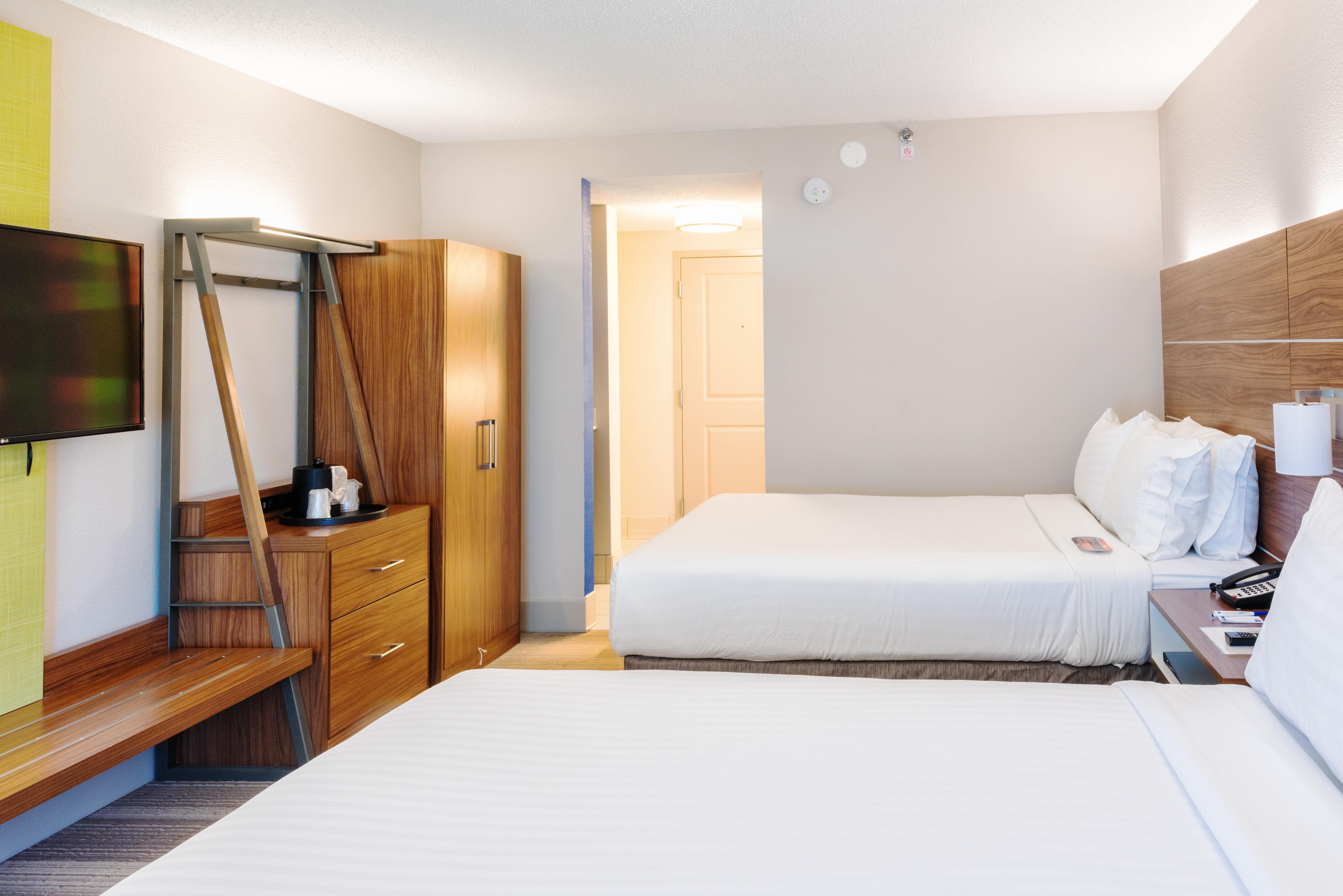 Express Us Highway 17 & I-526 By Ihg