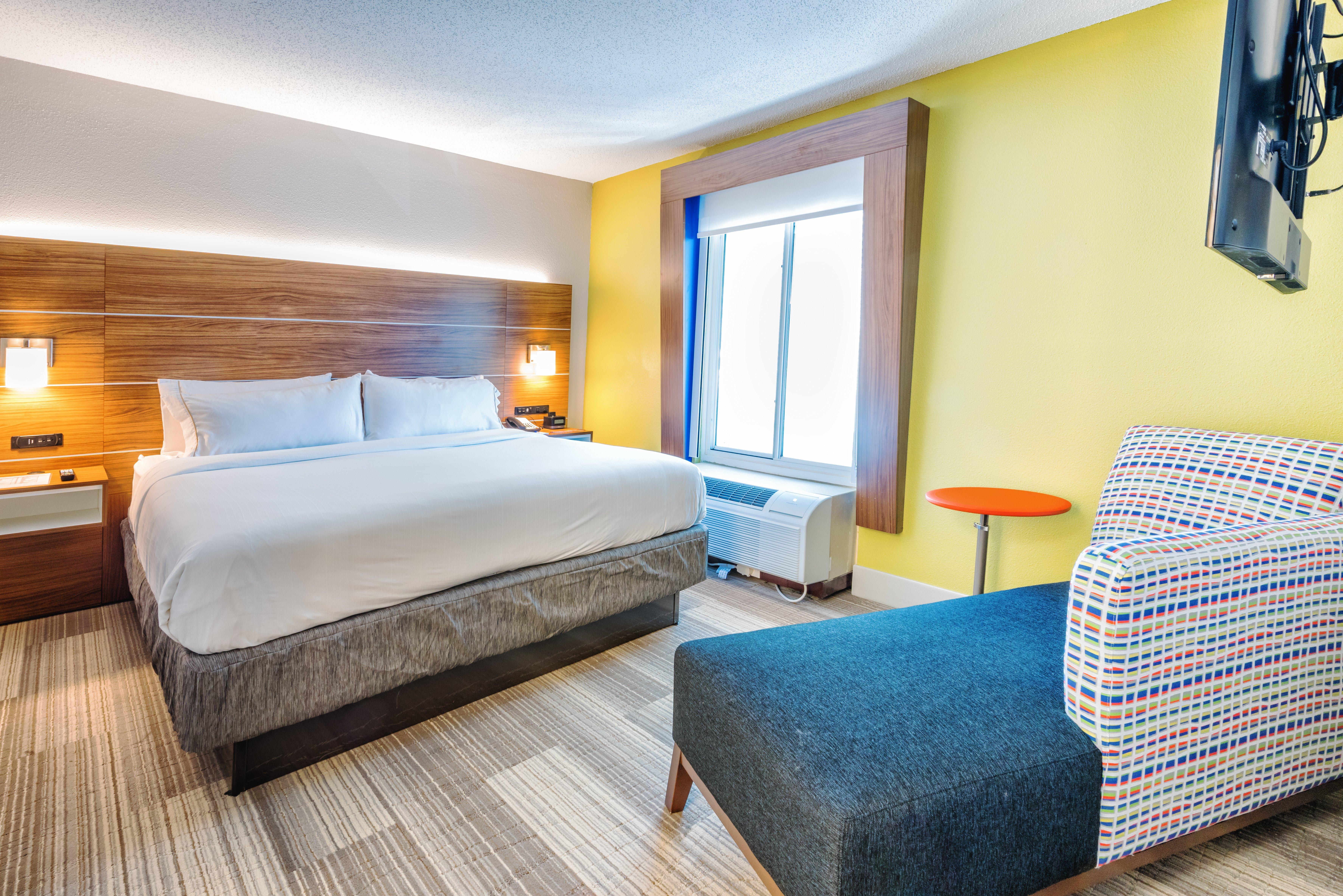 Express Us Highway 17 & I-526 By Ihg 2*
