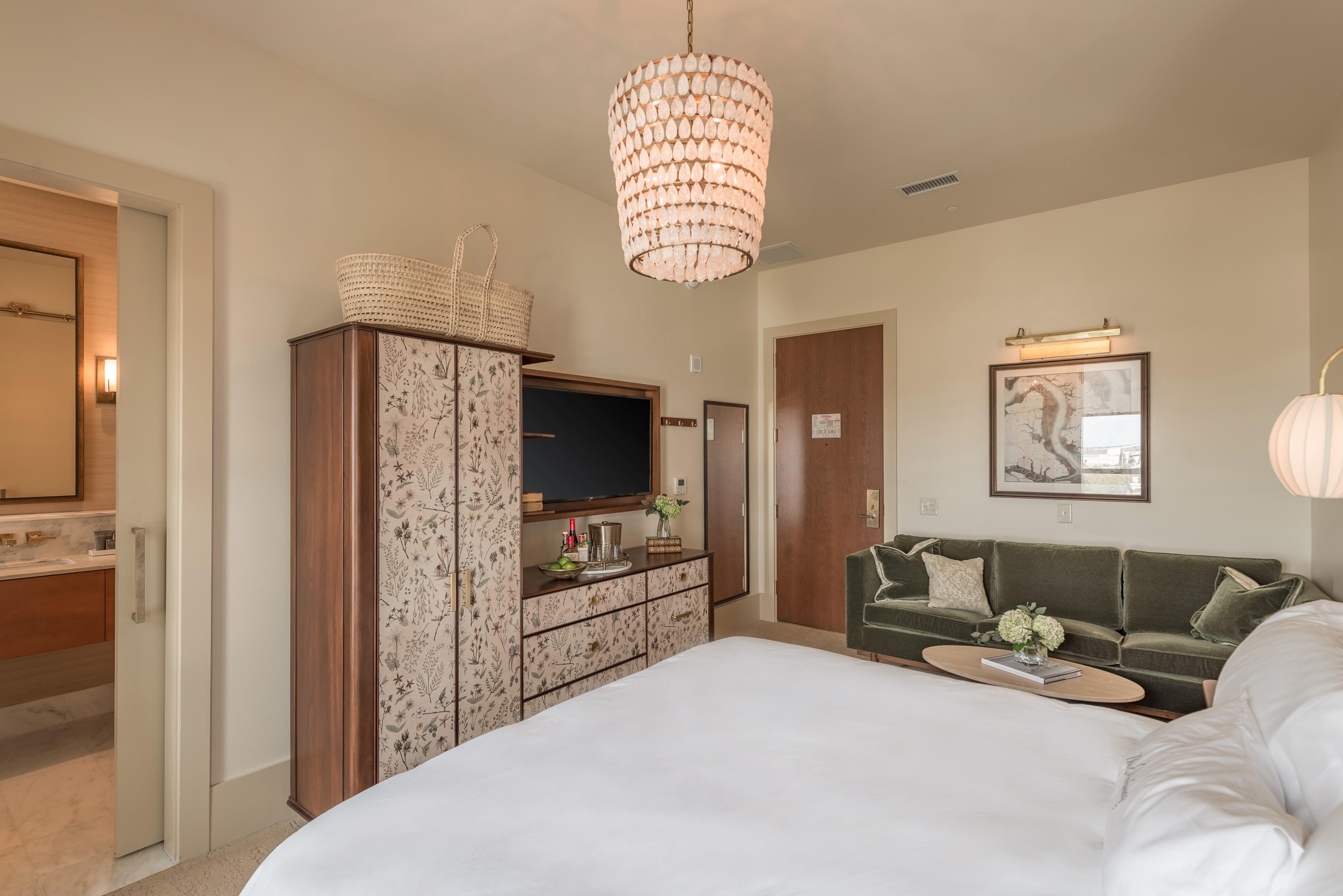 The Dewberry Hotel