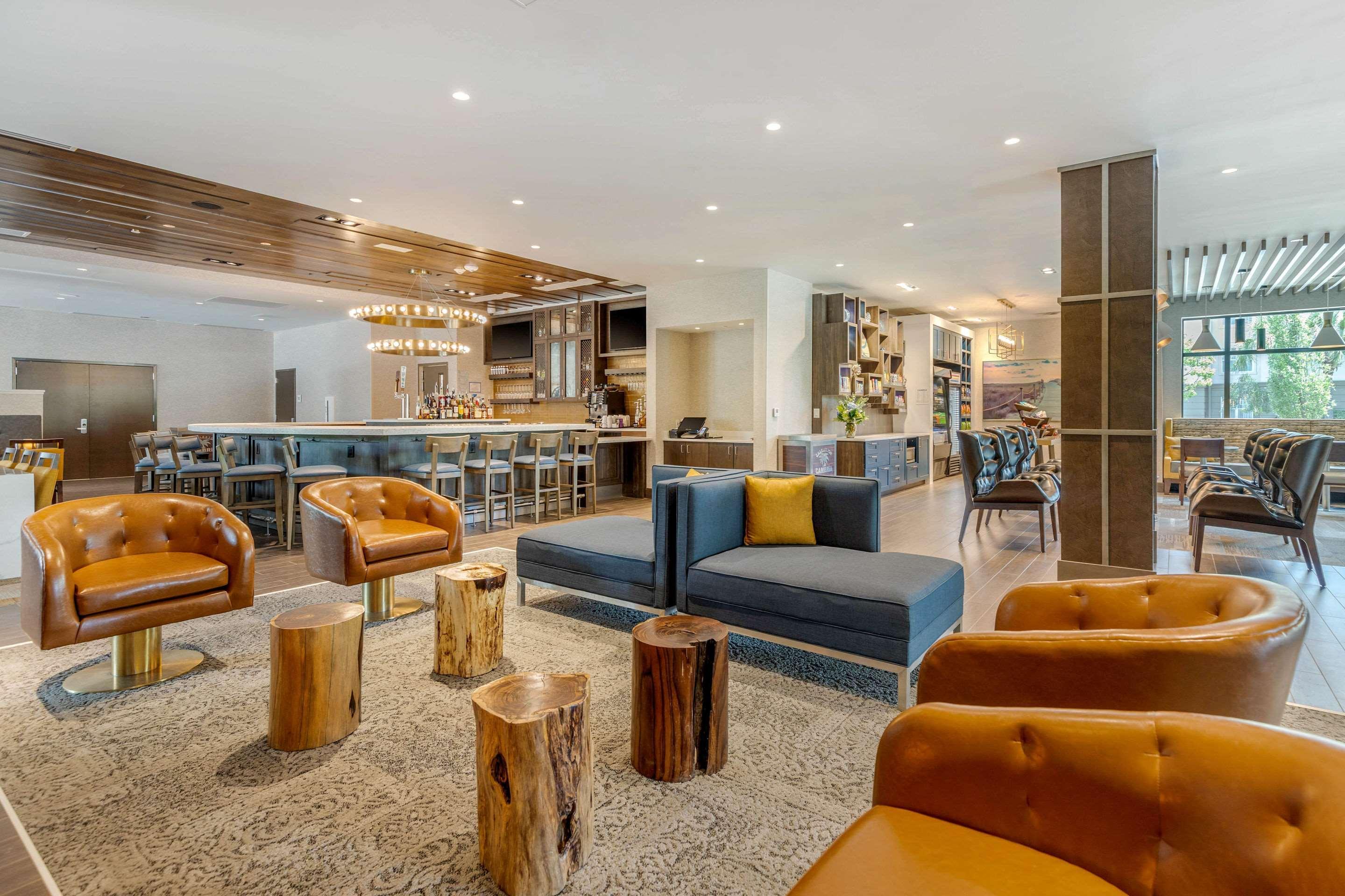 Cambria Riverview Hotel Charleston