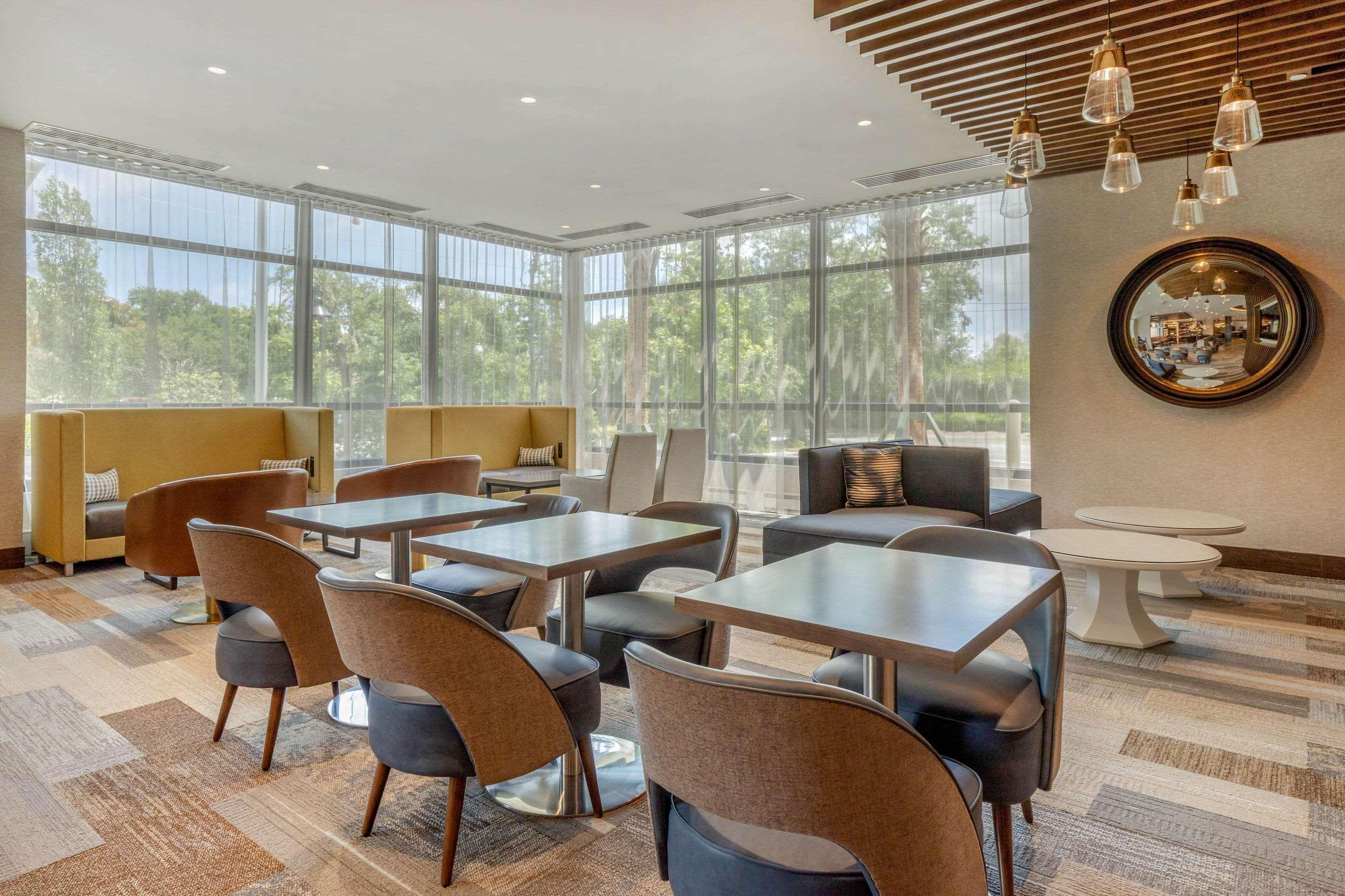 Hotel Cambria Riverview Charleston