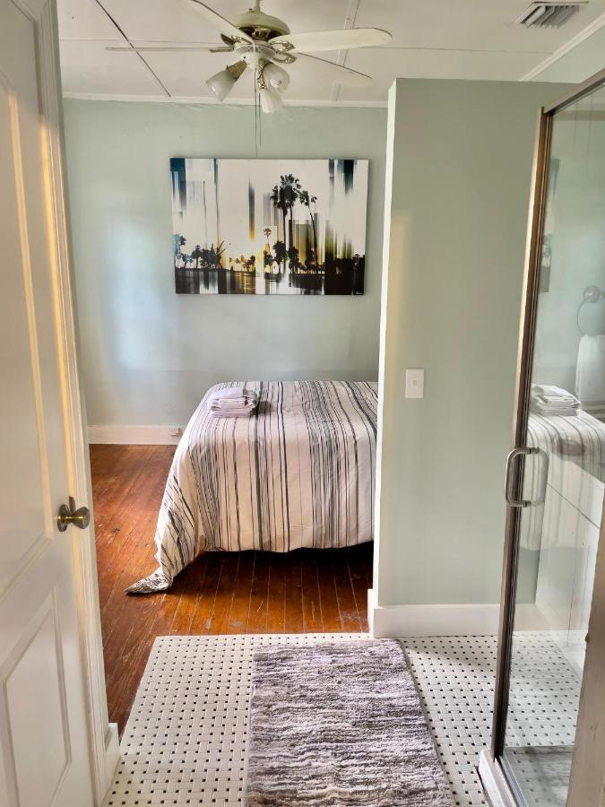 Lovely & Historical 3br - Balcony - Location