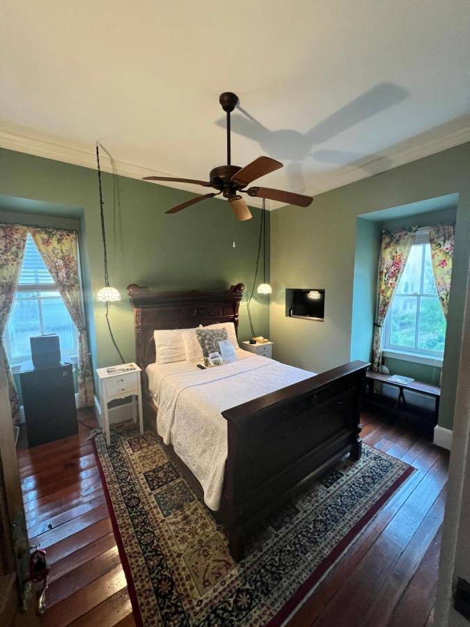 Barksdale House 3* Charleston