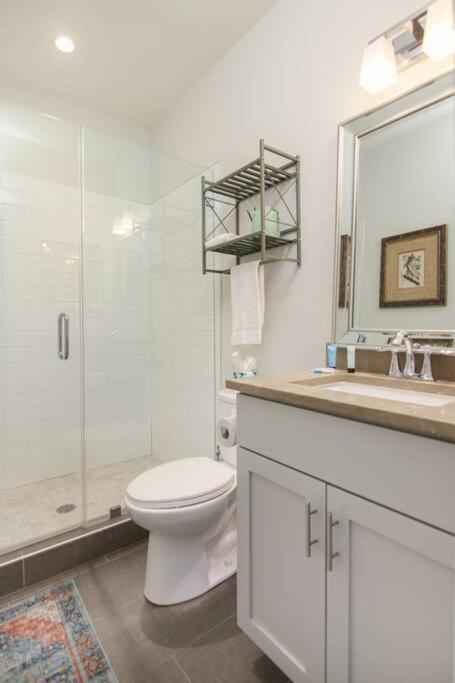 Holy Charm - Mins To Dtwn - Shem Creek Holiday home Charleston