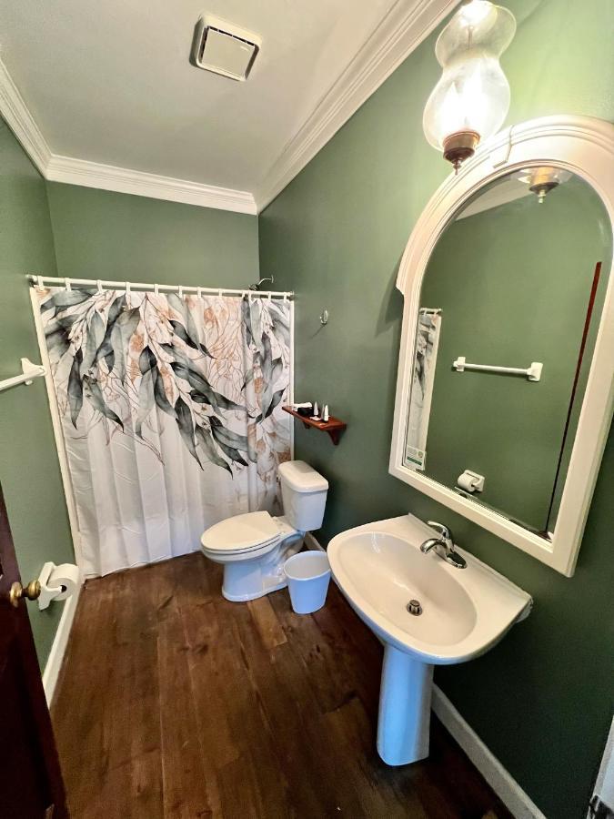 Barksdale House 3* Charleston