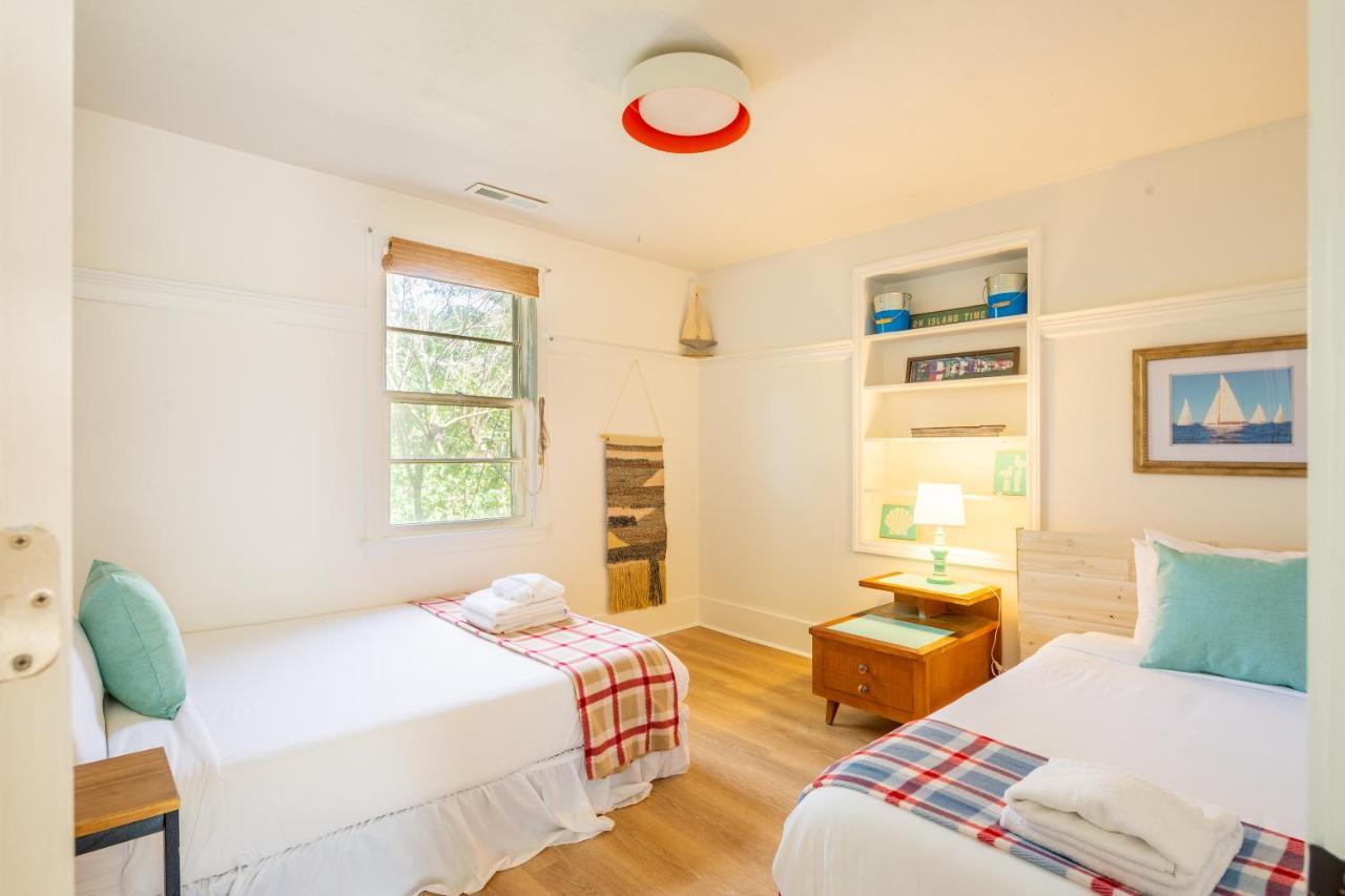 Hip Island House *