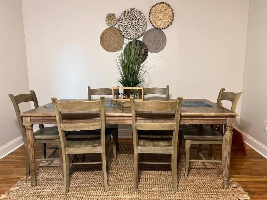 Holiday home Newly Renovated Historic Near Park Circle Charleston