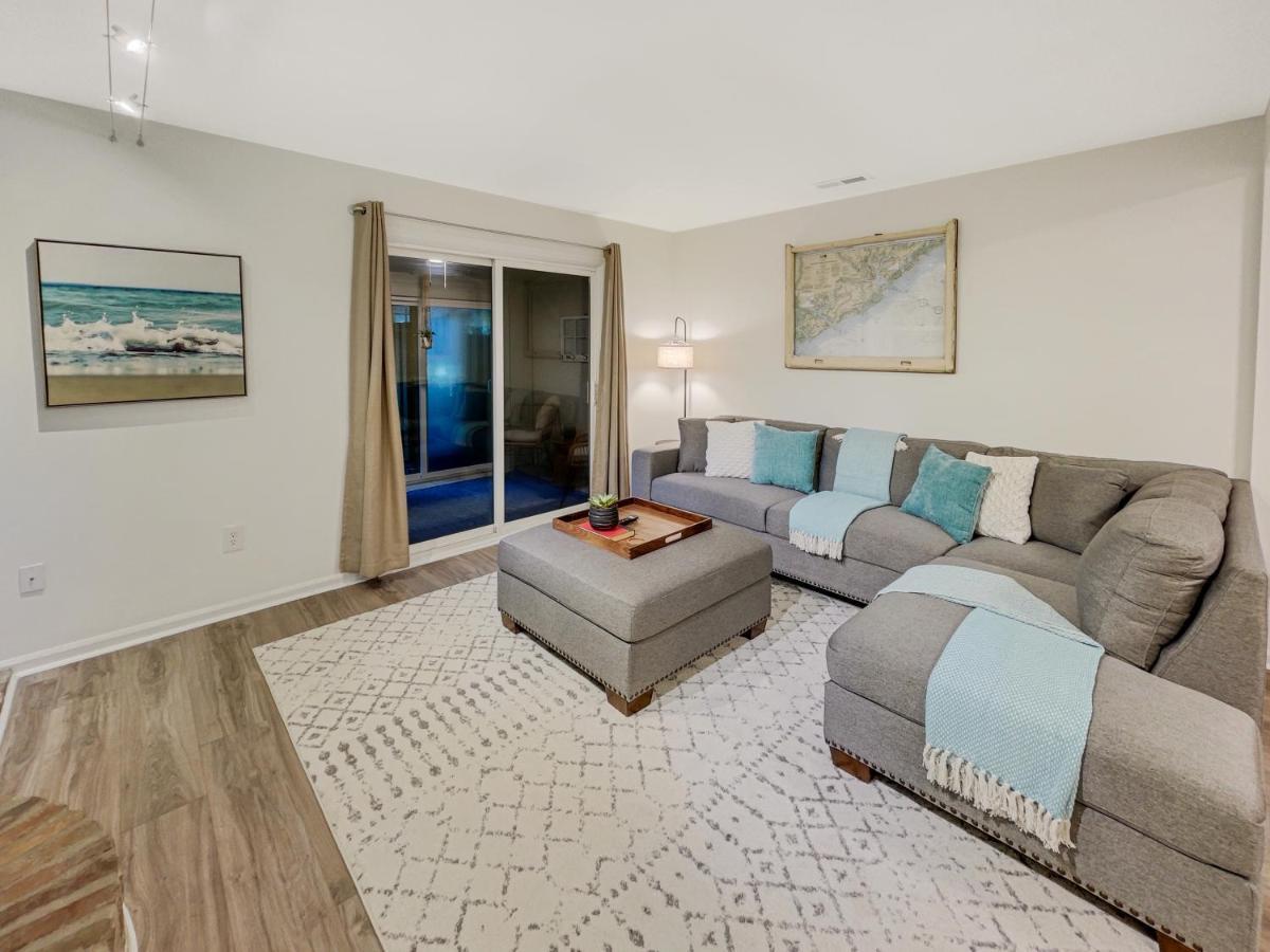 Holiday home 5 Min To Beach—king Beds Charleston