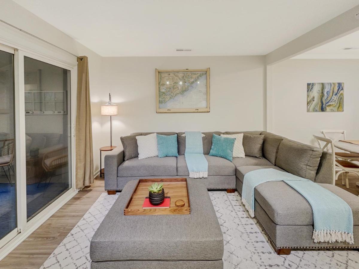 5 Min To Beach—king Beds Holiday home Charleston