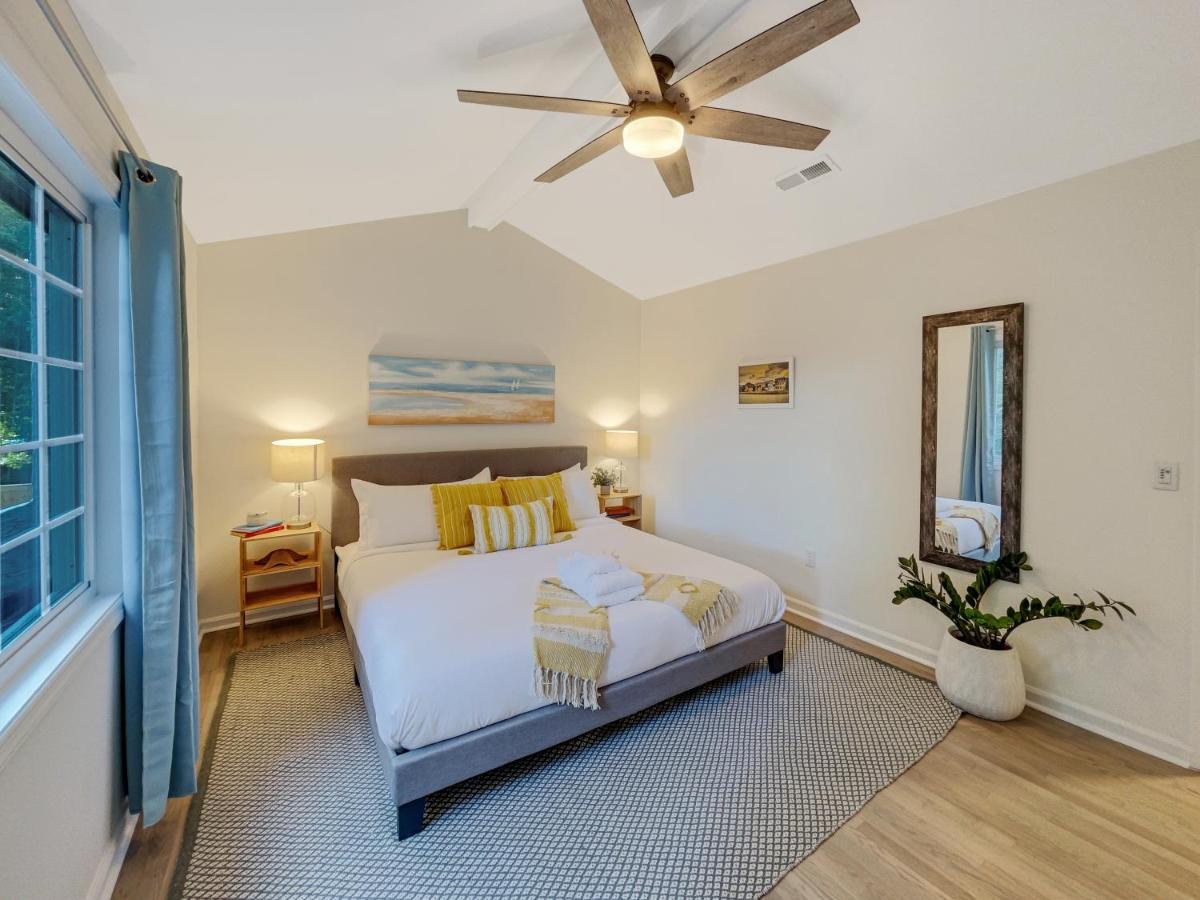 5 Min To Beach—king Beds Holiday home Charleston