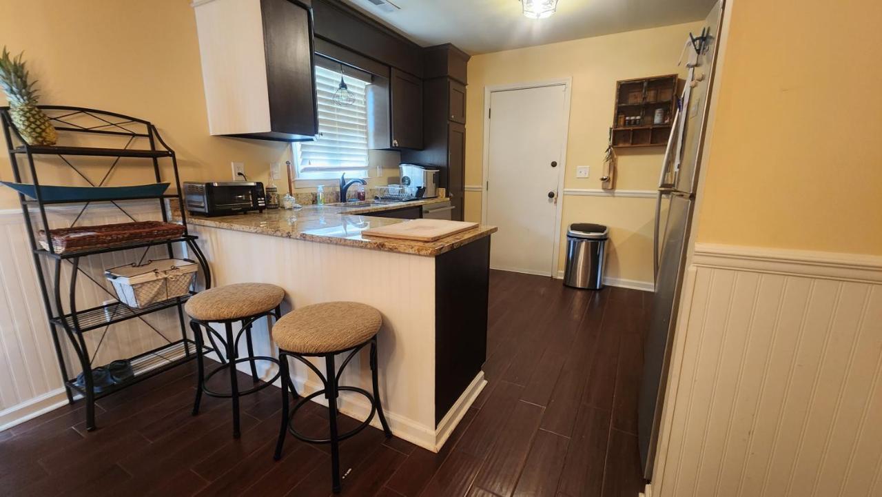 Relaxing For Work Or School Or Getaway Just Because! Central To Everything! * Charleston