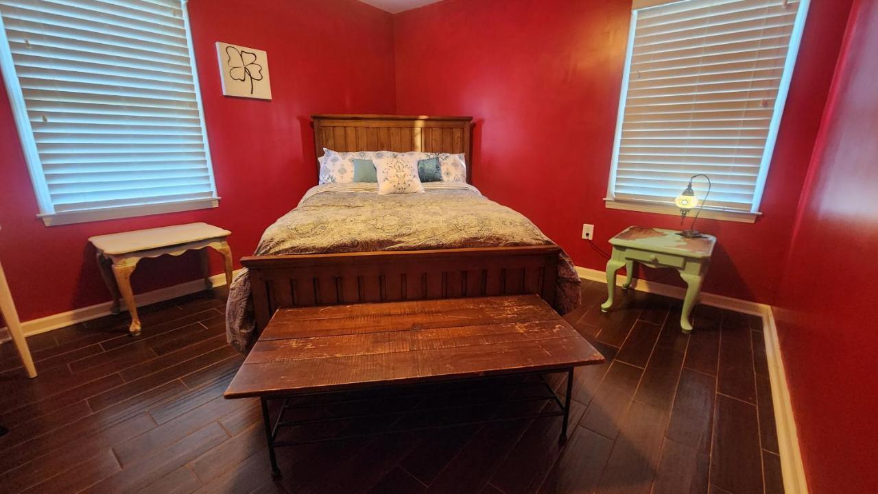 Homestay Relaxing For Work Or School Or Getaway Just Because! Central To Everything! Charleston