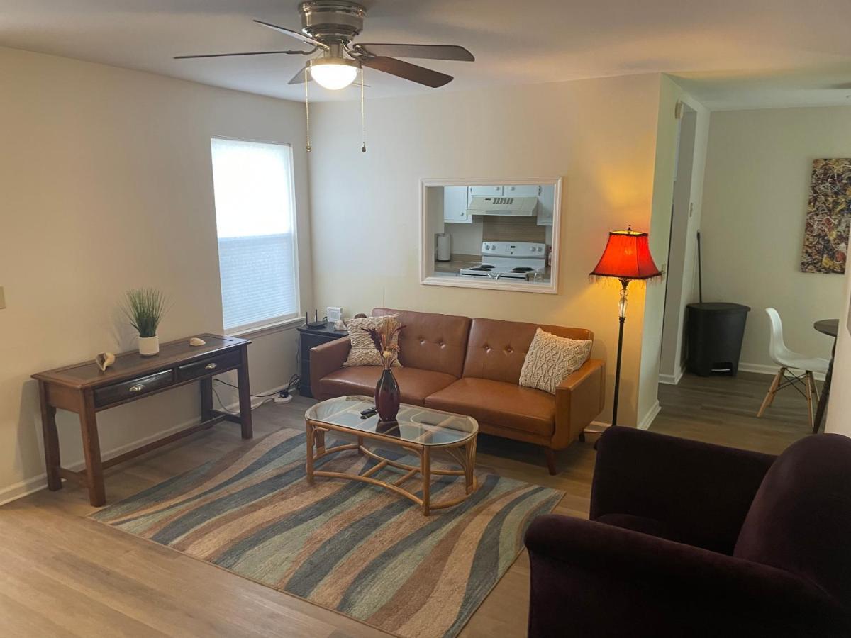 Apartment Midnight Oasis