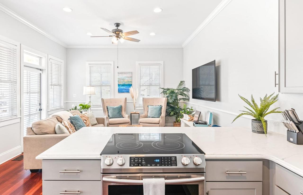 Rooftop Deck With Parking - 3 Blocks To King * Charleston