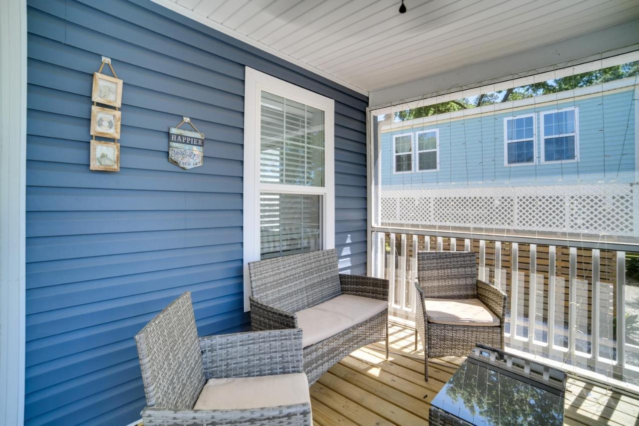 With Porch - 3 Mi To Folly Beach! * Charleston
