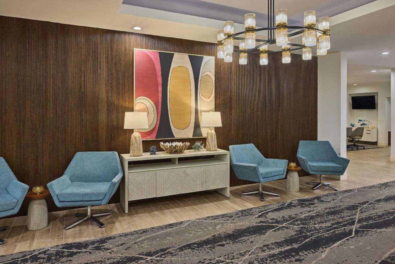 Express & Dwtn -westedge By Ihg Hotel 3*