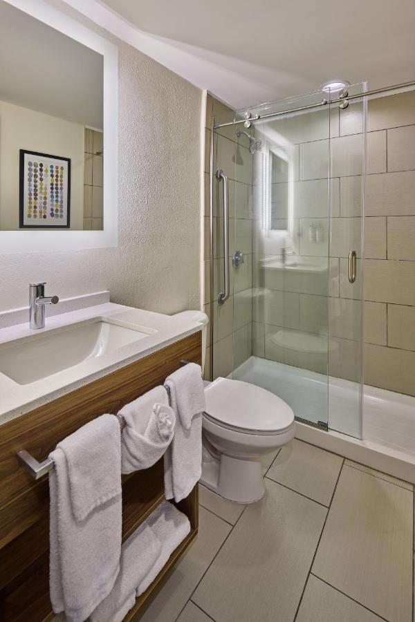Express & Dwtn -westedge By Ihg Charleston