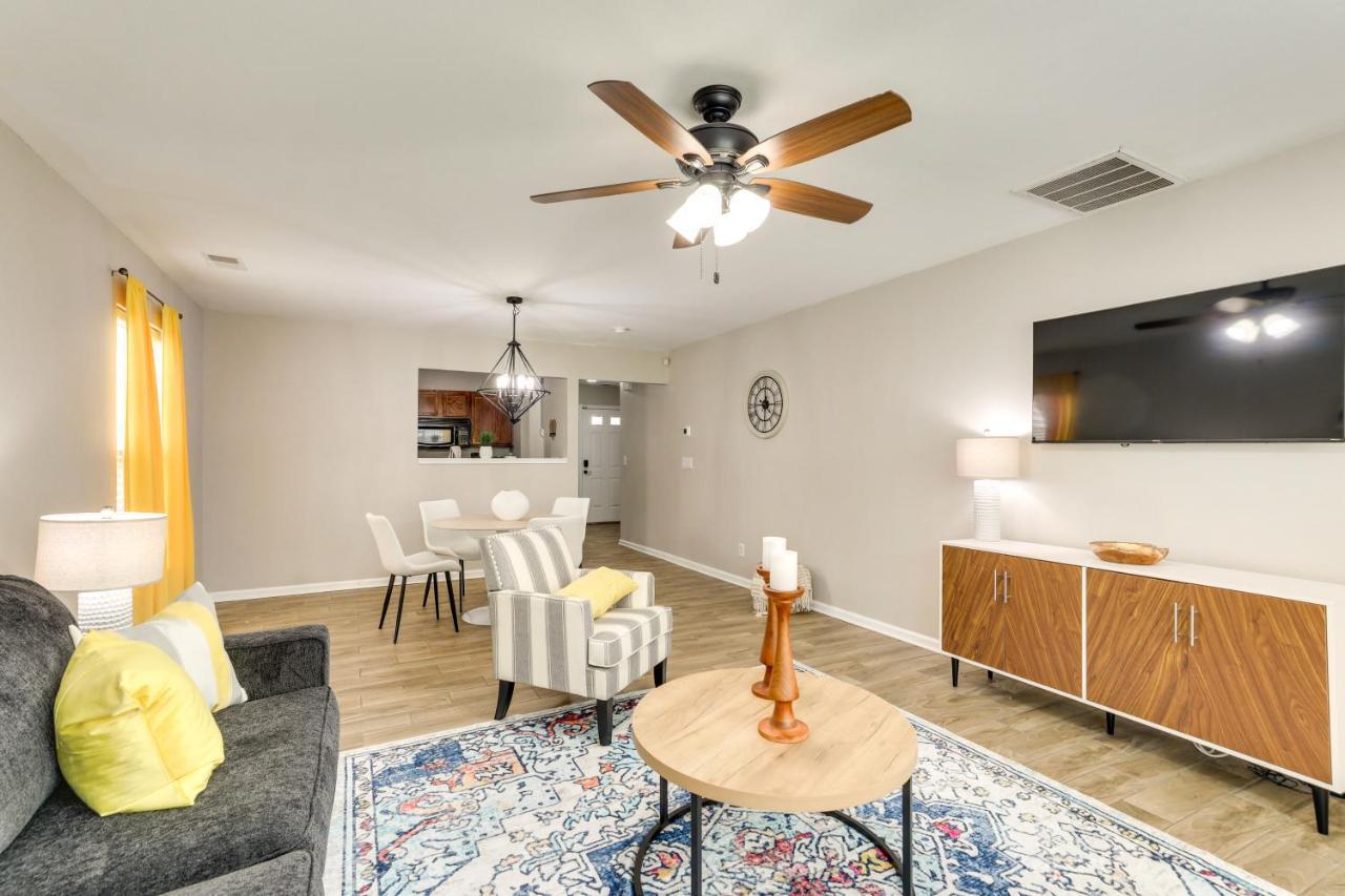 Holiday home Charming North Townhome - Pets Welcome! *