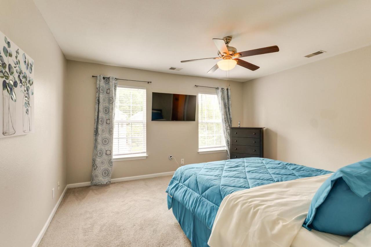 Holiday home Charming North Townhome - Pets Welcome! *